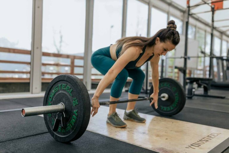 Beneficios de entrenar fuerza si eres mujer de +40